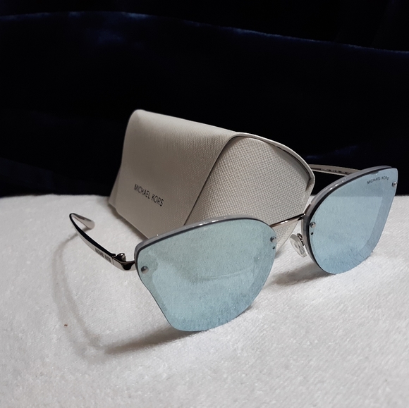 Michael Kors Sunglasses - Picture 1 of 8